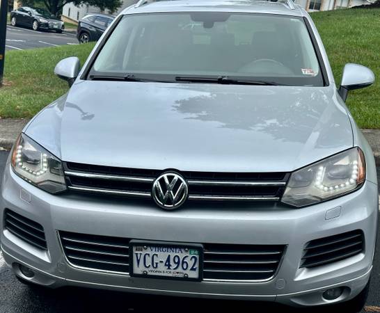 2012 VW Touareg TDI - $11,999 (Roanoke)