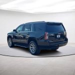 2017 GMC Yukon SLT 4WD w/ Nav Sunroof  3rd Row (GMC Yukon SUV)