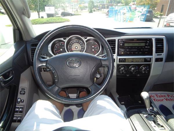 2005 Toyota 4Runner Sport Edition 4WD 4.7L V8 *White* - $12,995 (Franklin, North Carolina)