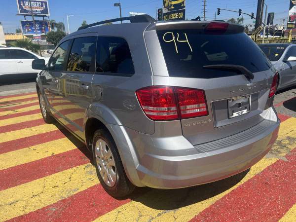 2018 Dodge Journey SE suv Billet Clearcoat - $12,999 (CALL 562-614-0130 FOR AVAILABILITY)