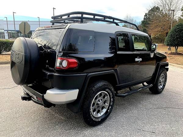 2013 Toyota FJ Cruiser  PRICED TO SELL! - $22,999 (2604 Teletec Plaza Rd. Wake Forest, NC 27587)