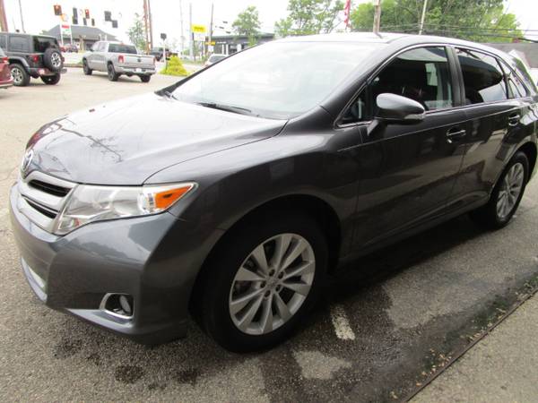 2015 Toyota Venza LE I4 FWD - $16,250 (West Chester, OH)