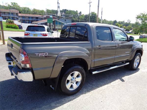 2013 Toyota Tacoma Double Cab 4WD V6 SR5 TRD-Sport - $26,995 (Franklin, North Carolina)