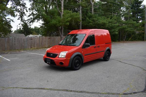 2010 Ford Transit Connect XLT 4dr Cargo Mini Van w/Rear Glass - $10,990 (+ Alpha Motors TN)