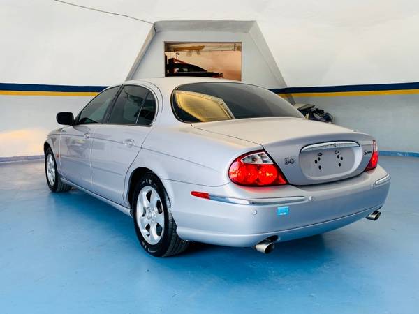 2000 Jaguar S-TYPE 3.0L V6 - $8,500