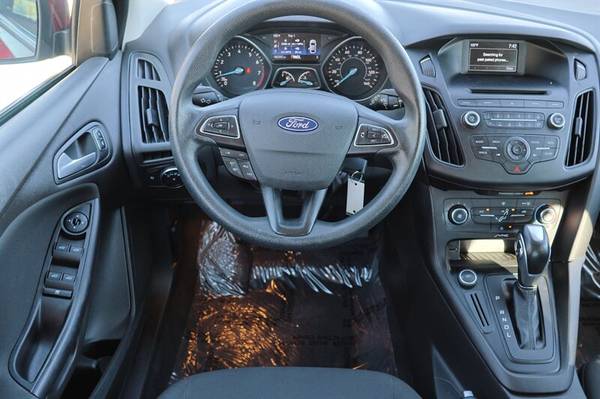 2016 Ford Focus SE - $10,980 (Glendale, AZ)