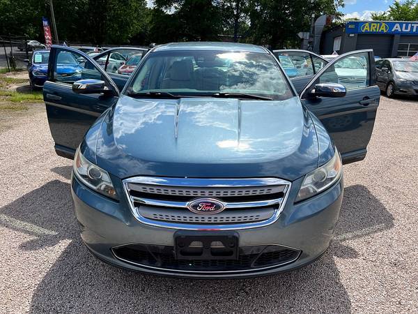 2010 Ford Taurus Limited PRICED TO SELL! - $9,299 (2604 Teletec Plaza Rd. Wake Forest, NC 27587)