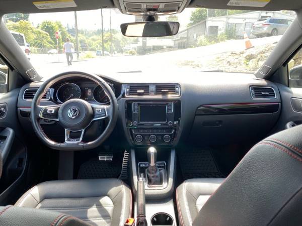 2018 Volkswagen Jetta VW 2.0T GLI 4dr Sedan - $24,991 (Trucks Plus NW)