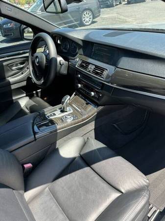2012 BMW 550i 4dr Sedan - $15,900 (Charlotte)