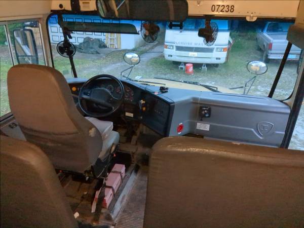 2009 International School Bus low miles - $7,900 (Trenton)