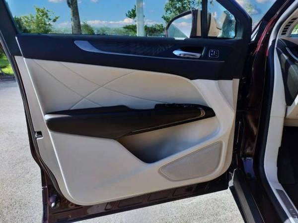 2019 Lincoln MKC RESERVE LEATHER LOW MILES SUNROOF FREE SHIPPING IN FLORIDA - $25,995 (+ Gulf Coast Auto Brokers)