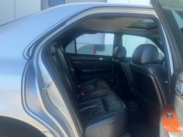 2000 Acura RL AUTOMATIC A/C LEATHER MOONROOF - $2,850 (NEW WESTMINSTER)