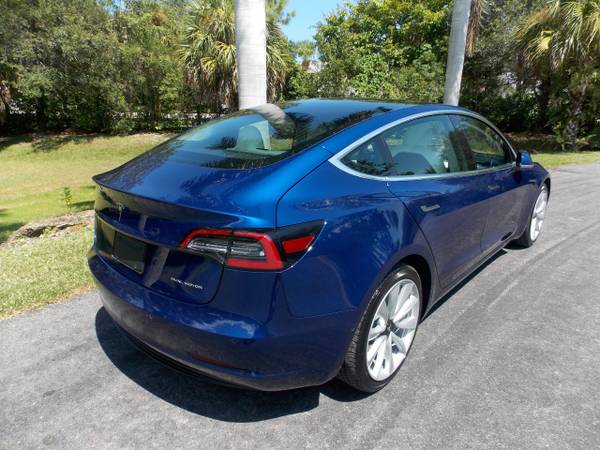 2020 Tesla Model 3 Long Range AWD - $32,790 (Vero beach)