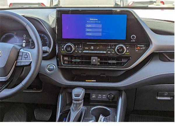 Certified 2023 Toyota Highlander Hybrid Limited (Scottsdale,AZ / Right Toyota)