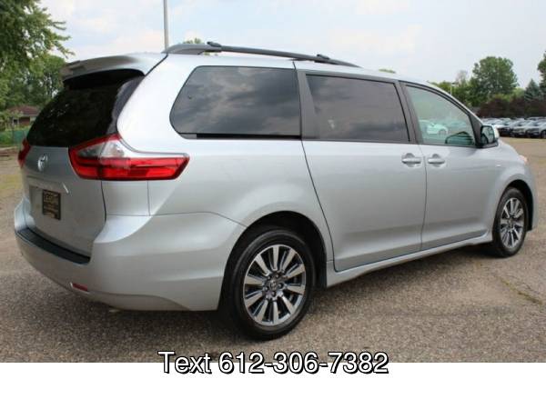 2020 Toyota Sienna ONE OWNER AWD LE ... with - $28,900 (minneapolis / st paul)