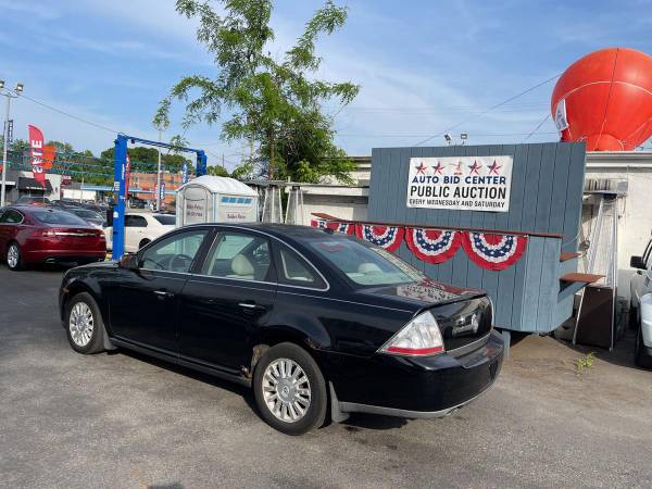 2008 Mercury Sable FWD - $2,900 (+ Auto Bid Center)