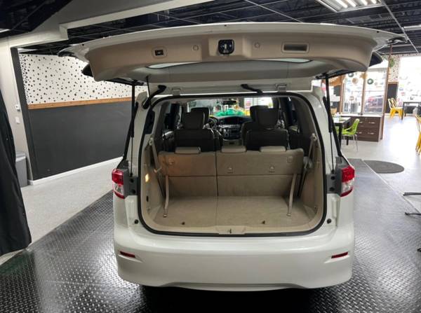 2014 Nissan Quest Mini Van SL Passenger Van - $14,991 (Trade Guru)