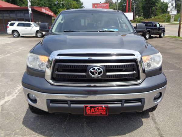 2012 Toyota Tundra Doublecab 4WD V8 SR5 TRD *Gray* - $22,995 (Franklin, North Carolina)