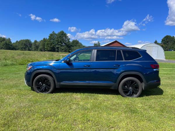 2022 Volkswagen Atlas V6 SE w/Technology 4MOTION - $34,495 (EAST MONTPELIER VERMONT)