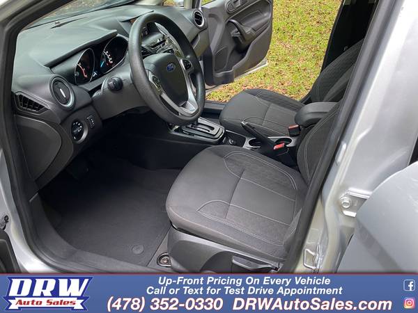 2019 Ford Fiesta SE | NO Dealer Fees | Carplay | FREE CarFax & Warnty - $12,950 (Call or Text for a Test Drive Today)