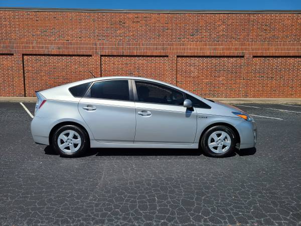 2010 TOYOTA PRIUS ...... ONE OWNER .... LOW MILES ............ - $11,987 (Charlotte)