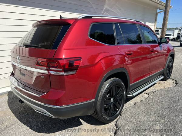 2018 *Volkswagen* *Atlas* *3.6L V6 SEL FWD* (Michael's Motor Company)