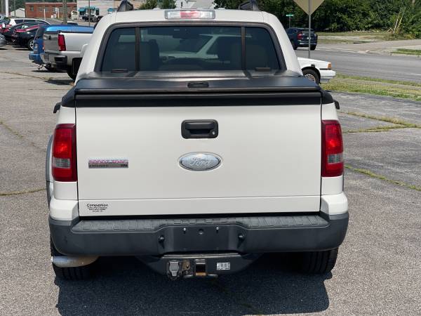 2008 Ford Explorer Sport Trac XLT 4x2 - $7,300 (Salem)