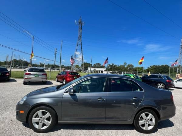 2009 VOLKSWAGEN JETTA SE 4DR SEDAN . - $5,999 (DAS AUTOHAUS IN CLEARWATER)