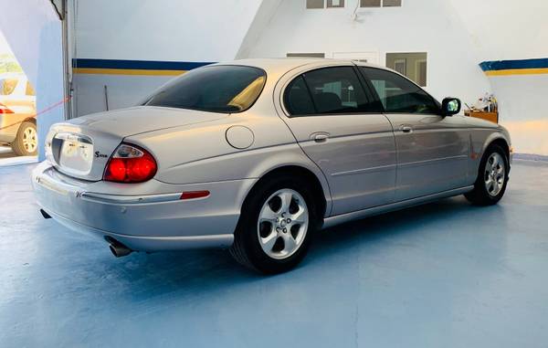 2000 Jaguar S-TYPE 3.0L V6 - $8,500