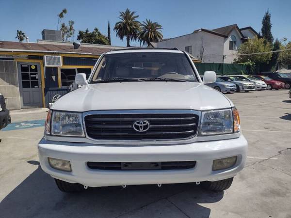 2000 Toyota Land Cruiser - $10,991 (NORTH HOLLYWOOD)