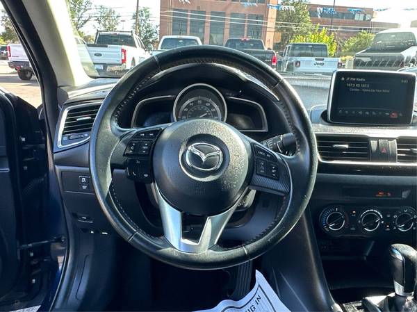 2015 Mazda Mazda3 i Touring - $16,999 (_Mazda_ _Mazda3_ _Sedan_)