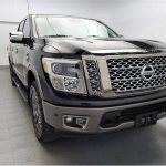 2017 Nissan Titan Crew Cab Platinum Reserve 5.5 ft - truck (Nissan Titan Black)