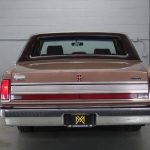 1989 Lincoln Town Car Signature Series RWD 5.0L V8 Fuel Injected - $8,485 (Addison IL (Xchange Motors) 6305010995)