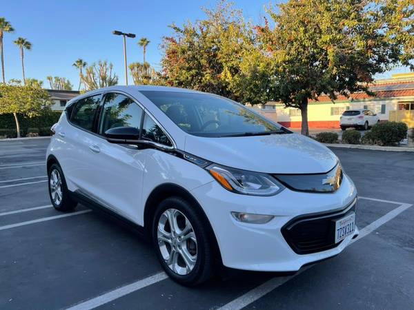 2017 Chevrolet Chevy Bolt EV 5dr HB LT Hablamos Espol!!! - $18,988 (+ OC Cars and Credit - All Credit Drives Tod)