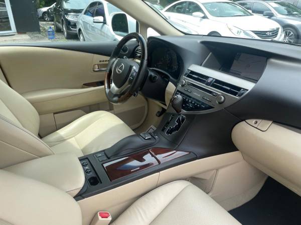 2015 LEXUS RX 4DR - $18,850 (+ New Life Auto Sales)