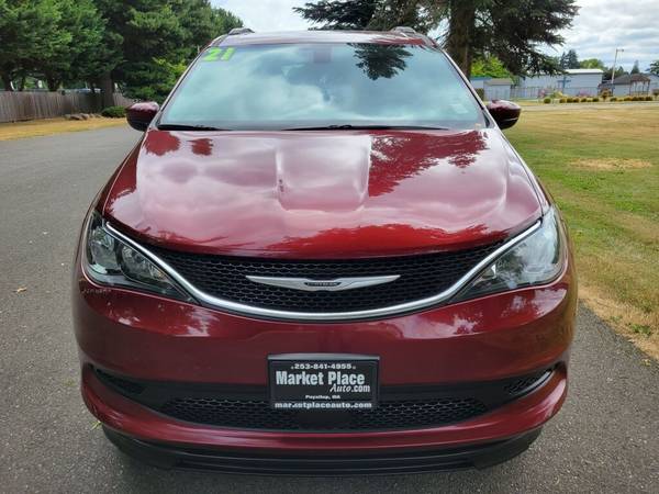 2021 Chrysler Voyager LXI (Mobility Van) - $49,881