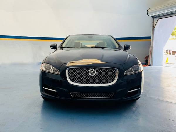 2013 Jaguar XJ XJL Portfolio AWD - $17,500