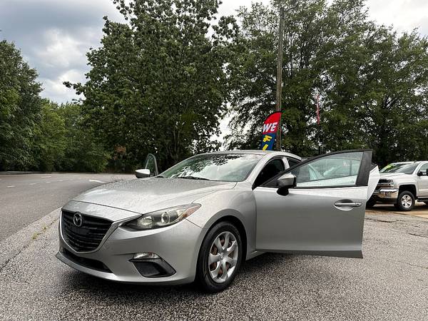 2014 Mazda Mazda3 Mazda 3 Mazda-3 i Sport PRICED TO SELL! - $11,999 (2604 Teletec Plaza Rd. Wake Forest, NC 27587)