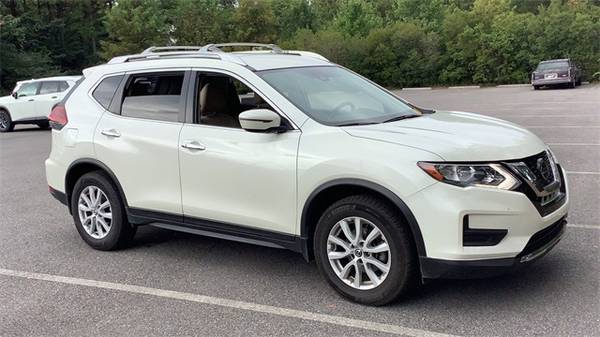 2019 Nissan Rogue FWD 4D Sport Utility / SUV SV (call 205-793-9943)