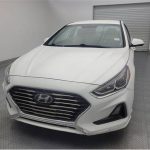 2018 Hyundai Sonata SE - sedan (Hyundai Sonata White)