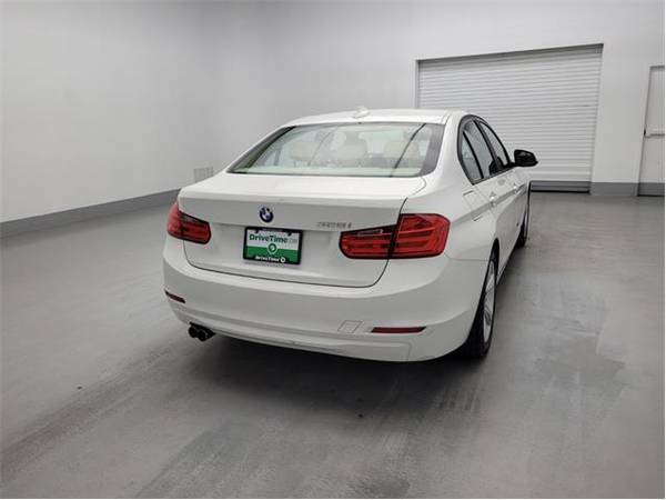 2015 BMW 328i  - sedan (BMW 328i White)