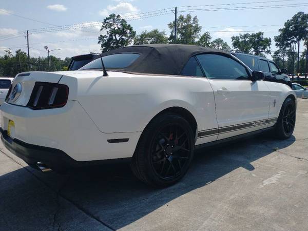 2010 *Ford* *Mustang *2dr Convertible V6* WHITE - $10,450 (Carsmart Auto Sales /carsmartmotors.com)
