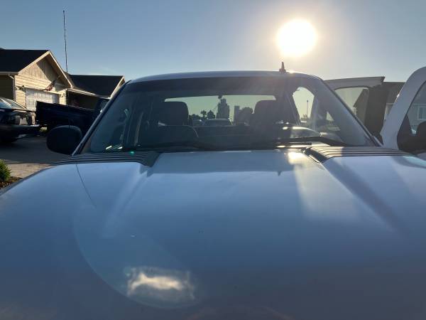 2500 HD Chevy Crew Cab 4X4 - $11,000 (Bennett)