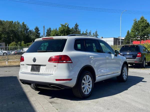 2014 Volkswagen Touareg 4dr 3.6L Sport - $19,869