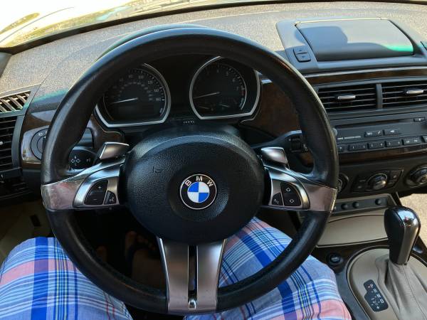 BMW Z4 ROADSTER!!! CONDO CAR!!! LOW MILES... - $12,900 (CLEAN BMW CONVETIBLE (((DATE NIGHT))))