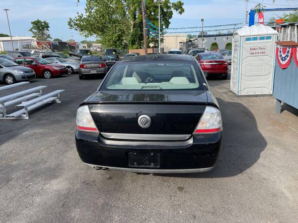 2008 Mercury Sable FWD - $2,900 (+ Auto Bid Center)