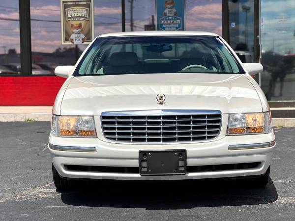 1999 Cadillac DeVille 4dr Sdn Golden Anniversary Edition (+ Modus Auto Group LLC)