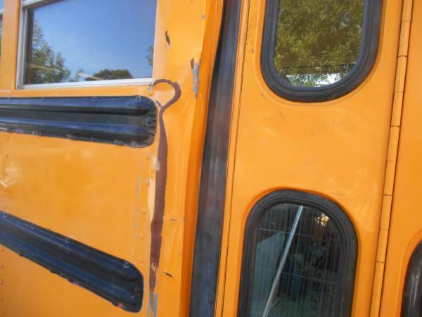 1991GMC BUS VENTURA - $7,900 (San Angelo)