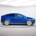 2017 Tesla Model X 75D AWD (Tesla Model X SUV)