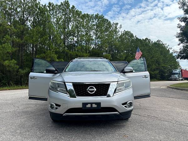 2013 Nissan Pathfinder SL PRICED TO SELL! - $10,999 (2604 Teletec Plaza Rd. Wake Forest, NC 27587)